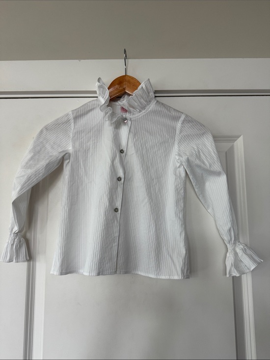 La Coqueta Other - Girls White Ruffle Collar Button Front Blouse